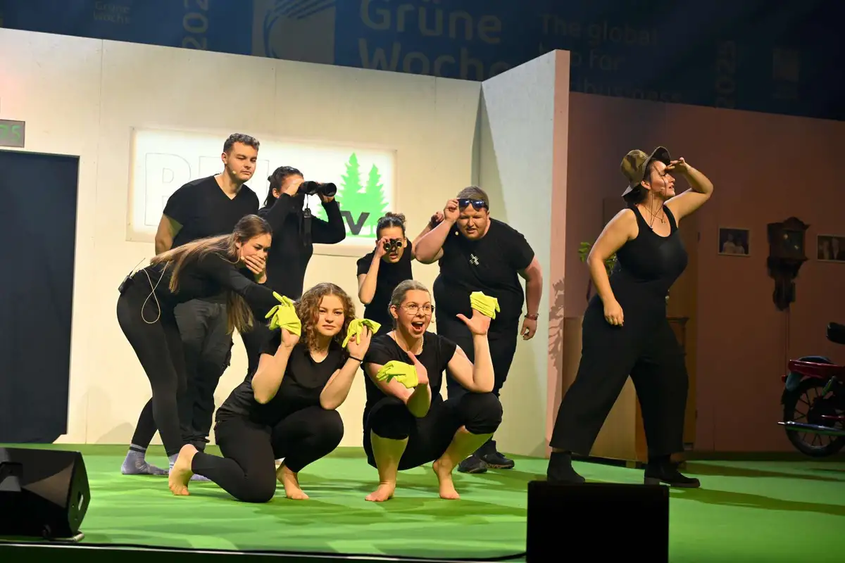 Welturaufführung der Landjugend Südbaden bei der BDL-Jugendveranstaltung auf der Grünen Woche.