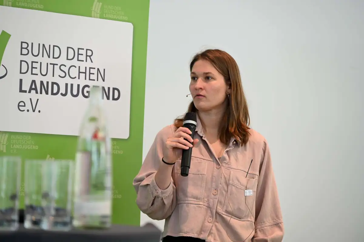 Moderation von Henrike Schirmacher