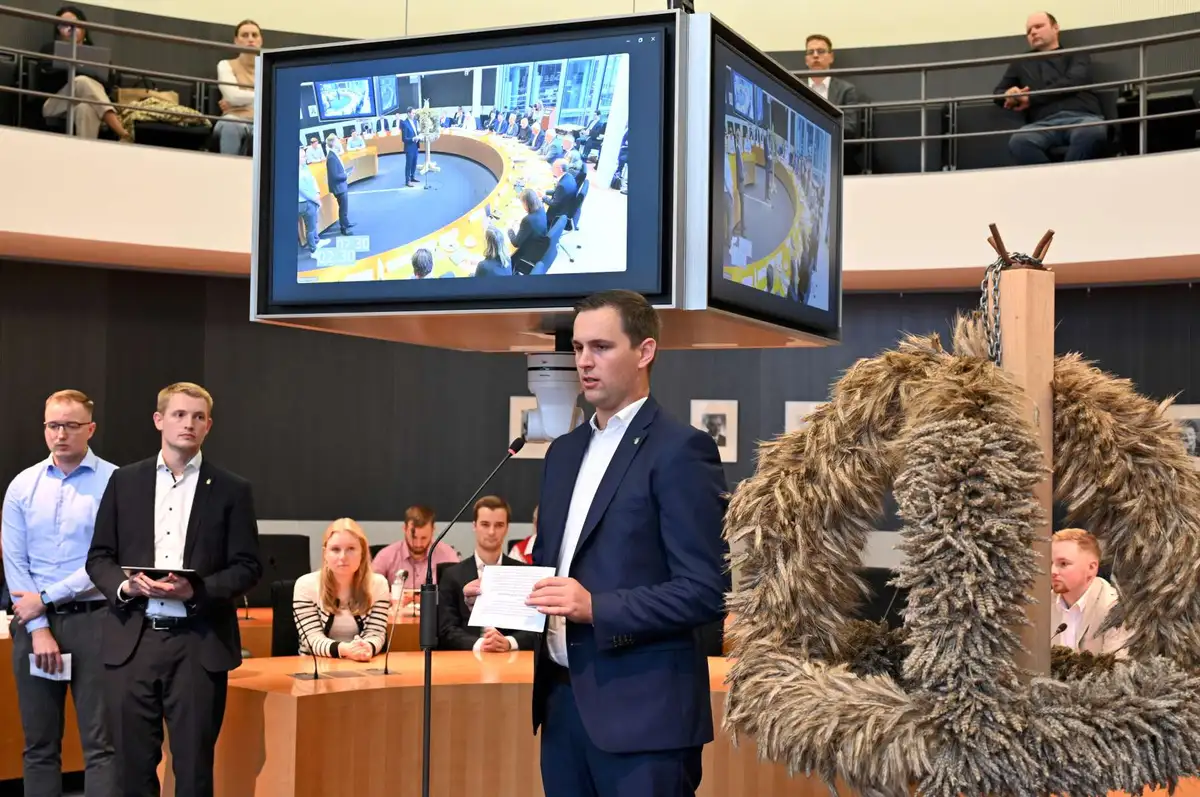 Ein Landjugendlicher hält eine Rede