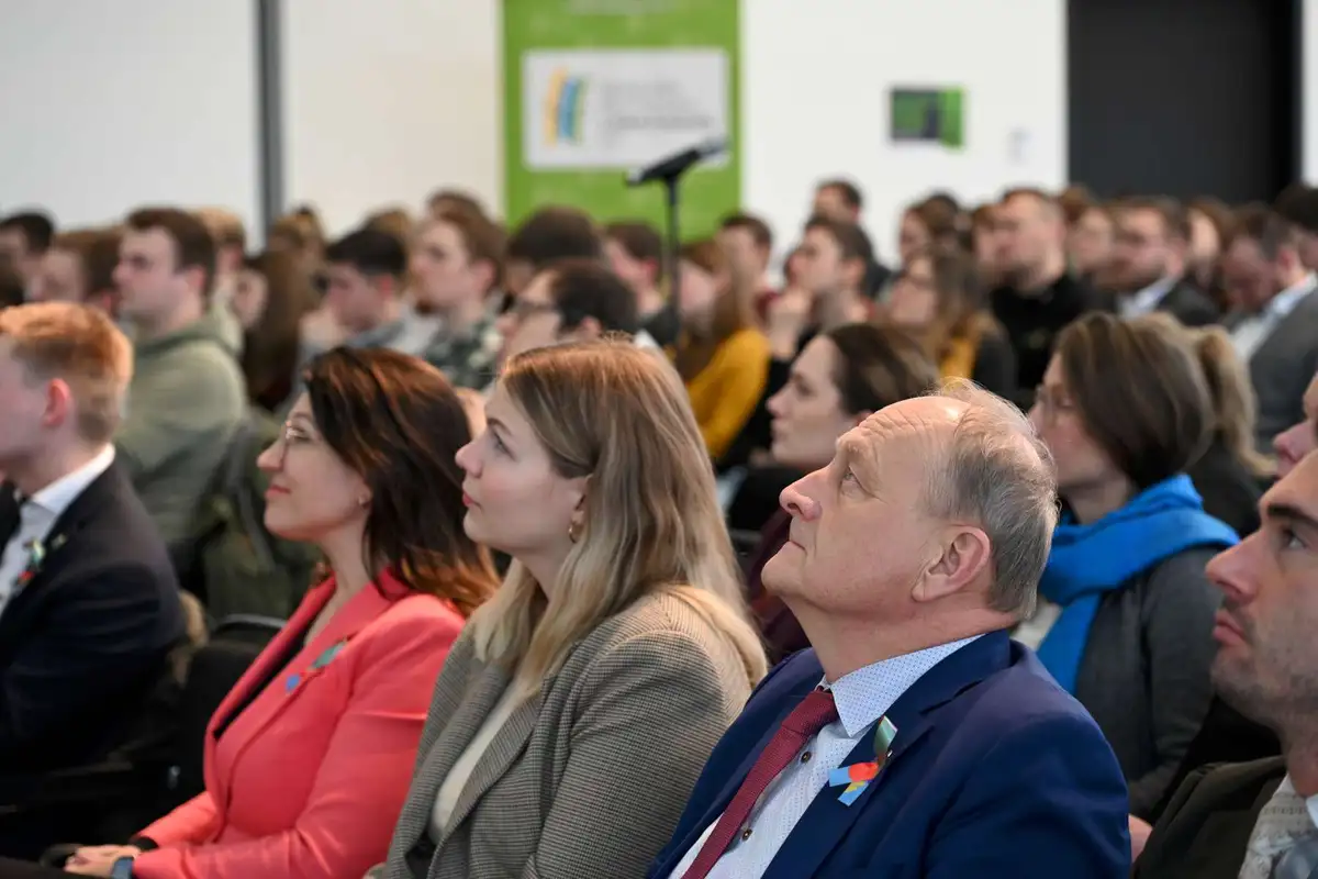 kein Bildtext verfügbar