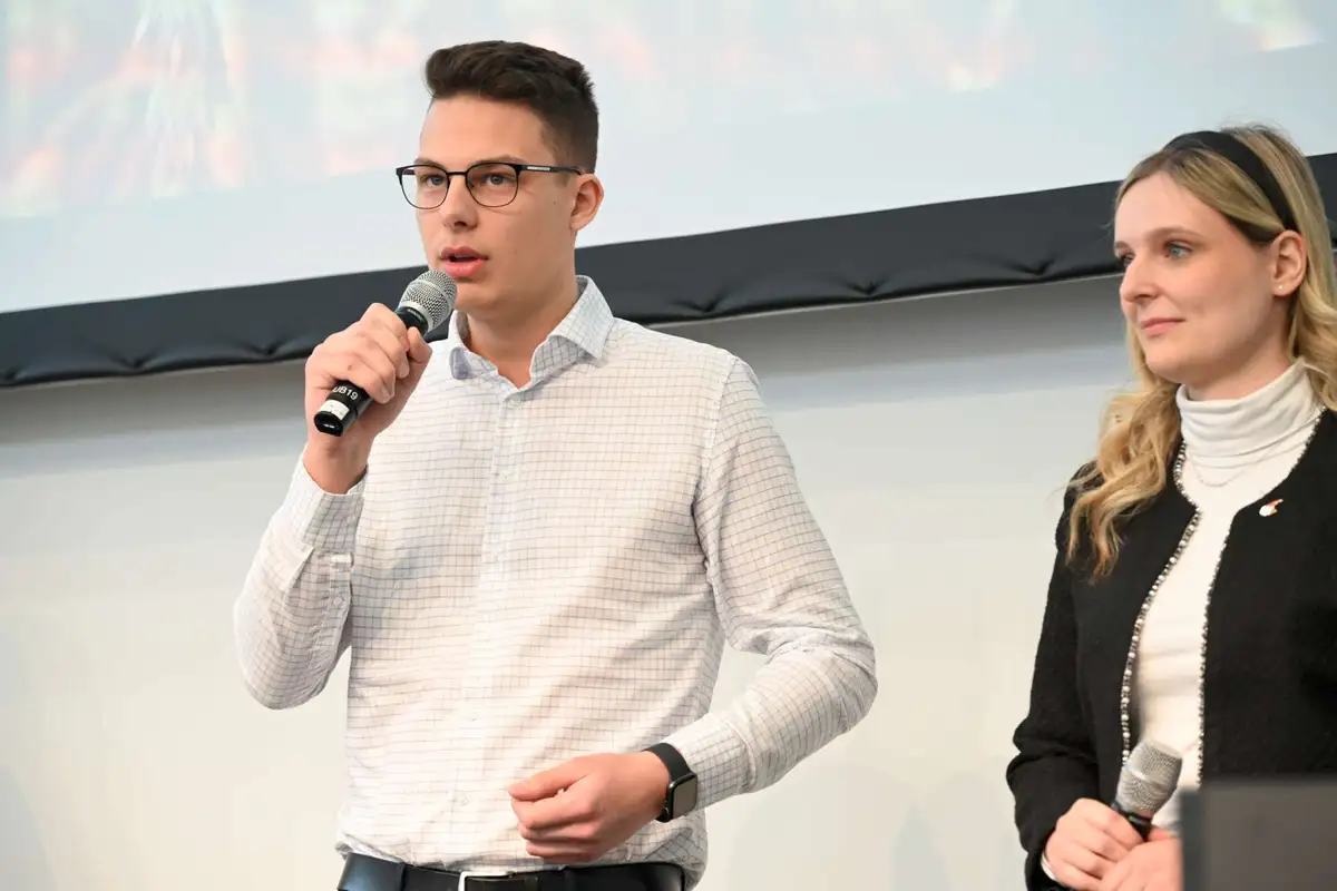 kein Bildtext verfügbar