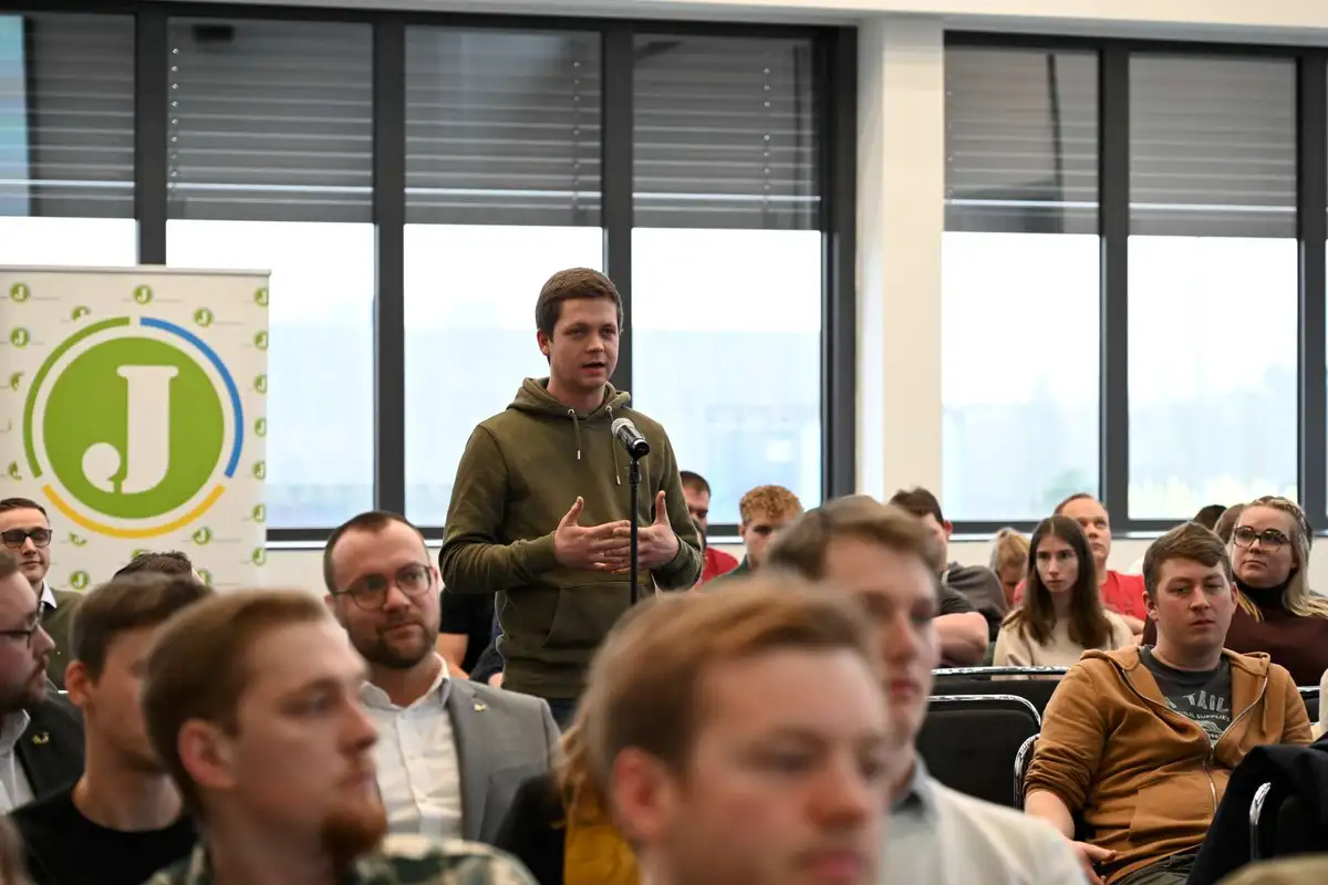 kein Bildtext verfügbar