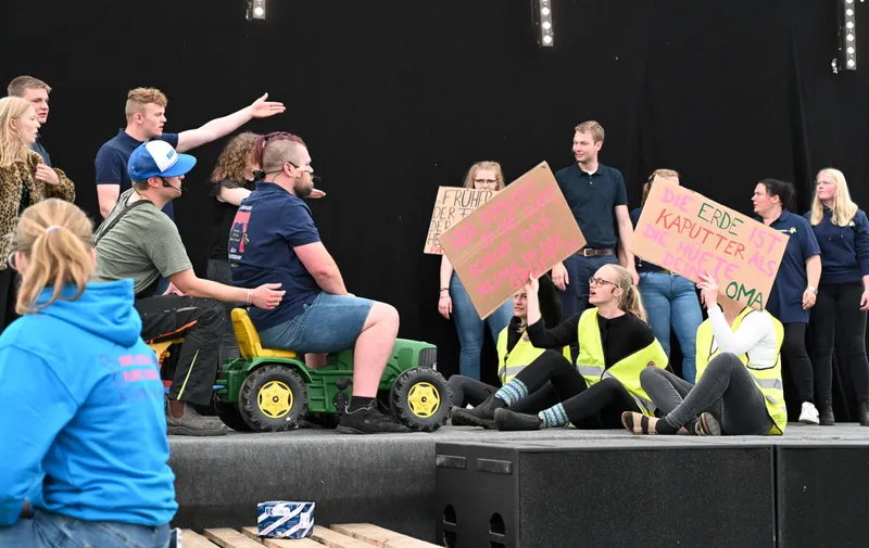 Weltpremiere beim Landjugendtag - Stadt trifft Land, Protest Agrar Klima