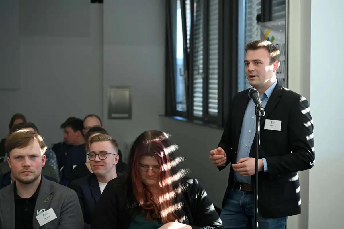 kein Bildtext verfügbar